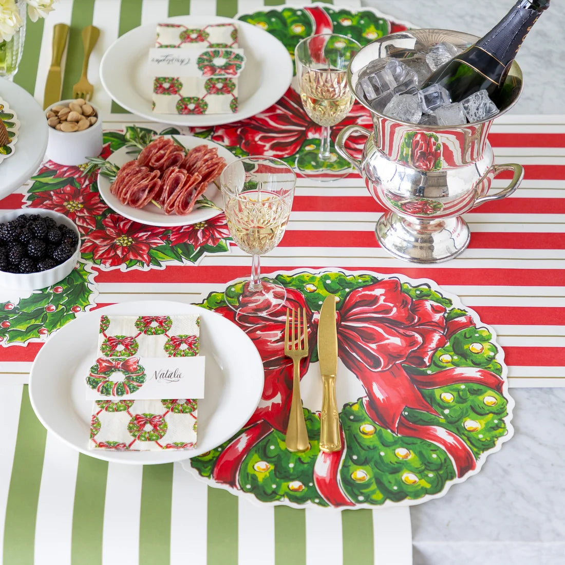 Hester and Cook Die-cut Holiday Wreath Placemat