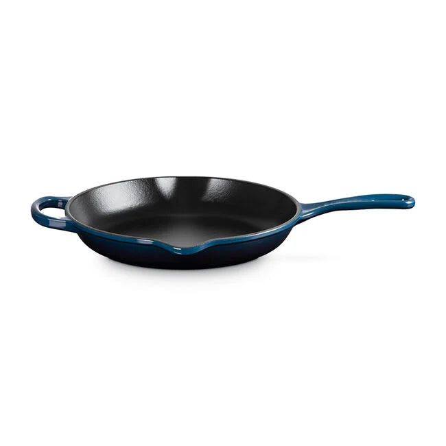 Le Creuset Signature Skillet 10.25-Inch, Nuit