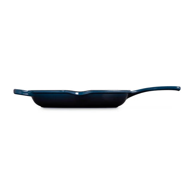 Le Creuset Signature Skillet 10.25-Inch, Nuit