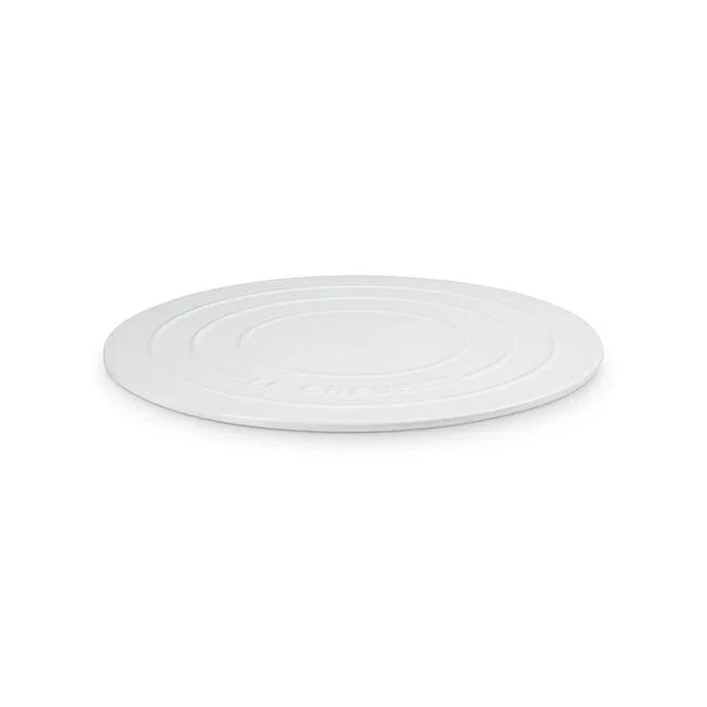 Le Creuset Round Pizza Stone - White - Marcel’s Culinary Experience