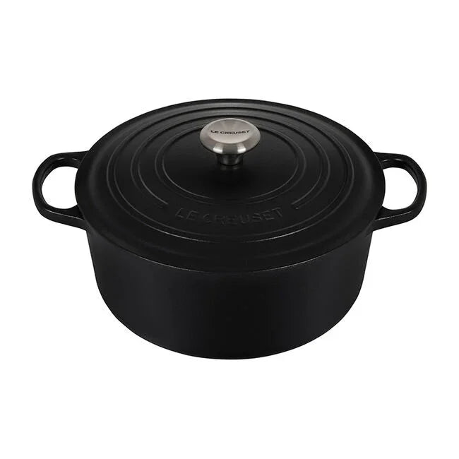 Le Creuset Signature Round Dutch Oven 7.25 qt - Licorice - Marcel’s Culinary Experience