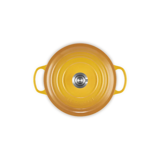 Le Creuset Signature Round Dutch Oven - Nectar