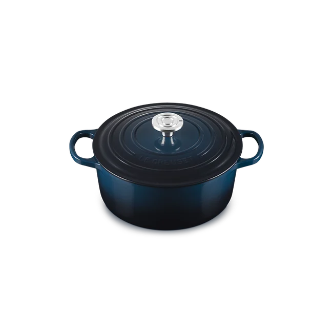 Le Creuset Signature Round Dutch Oven 5.5 Qt, Nuit
