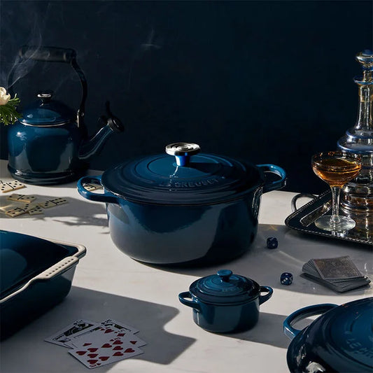 Le Creuset Signature Round Dutch Oven 5.5 Qt, Nuit