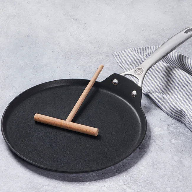 Le Creuset Toughened Non-stick PRO Crepe Pan 11" - Marcel’s Culinary Experience