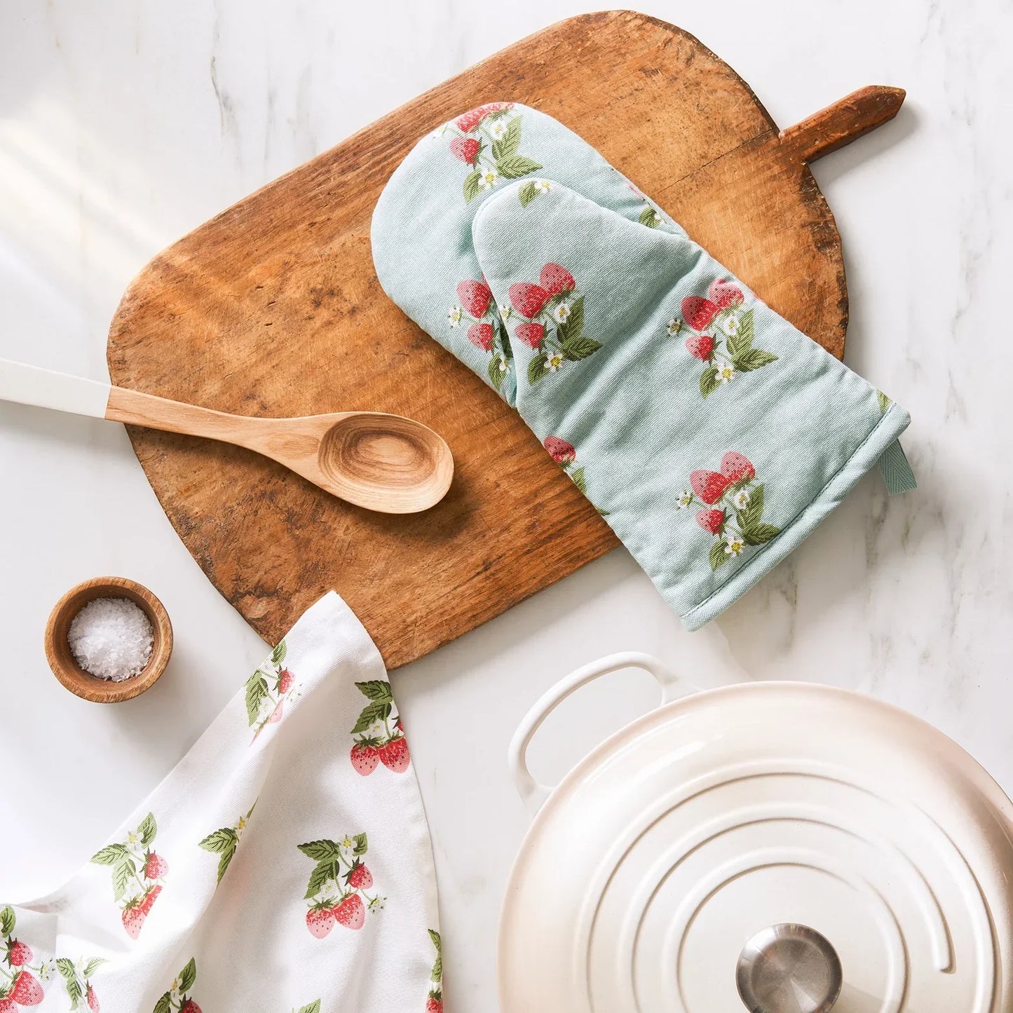 Sophie Allport Strawberries Blue Oven Mitt - Marcel’s Culinary Experience