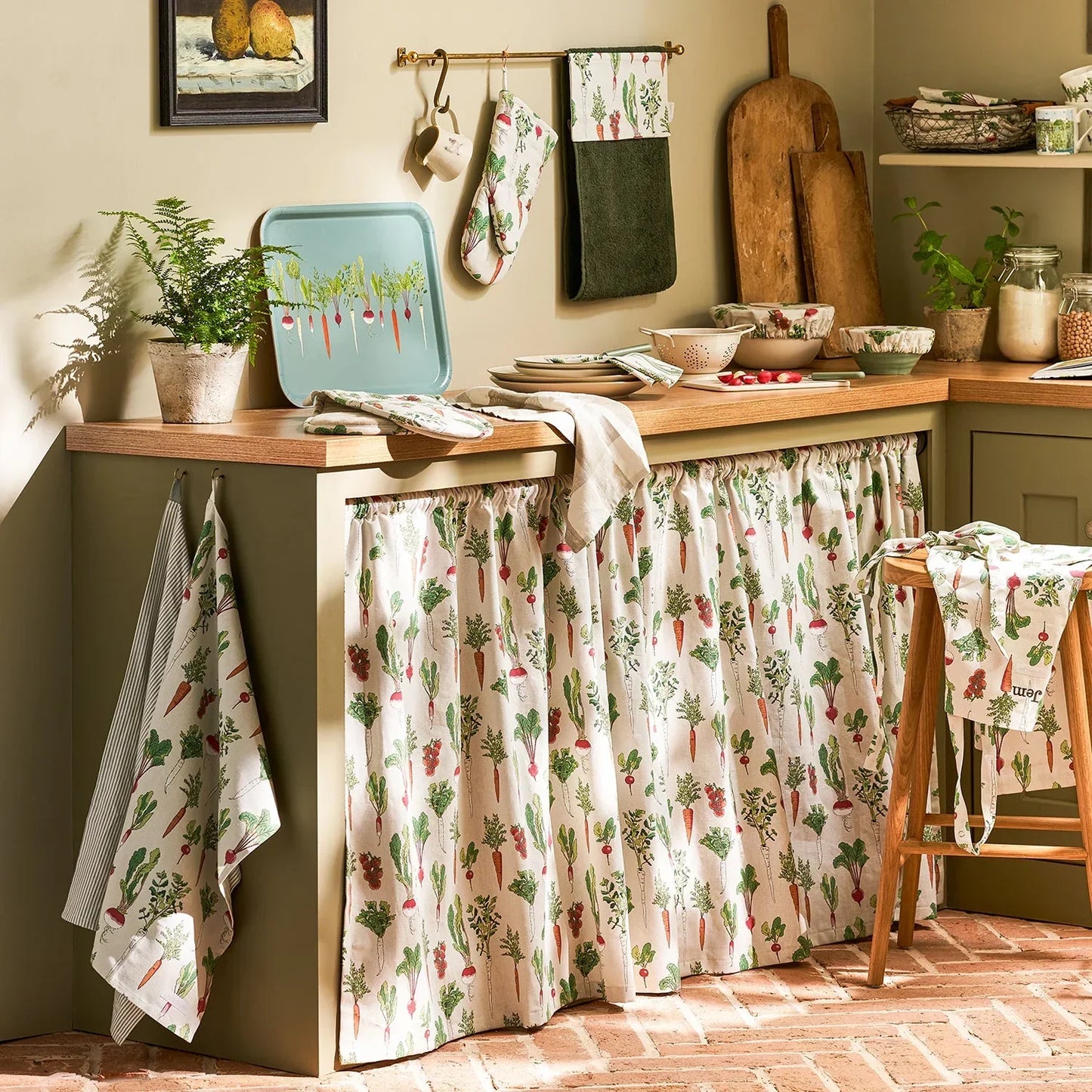 Sophie Allport Garden Vegetables Tea Towel - Marcel’s Culinary Experience