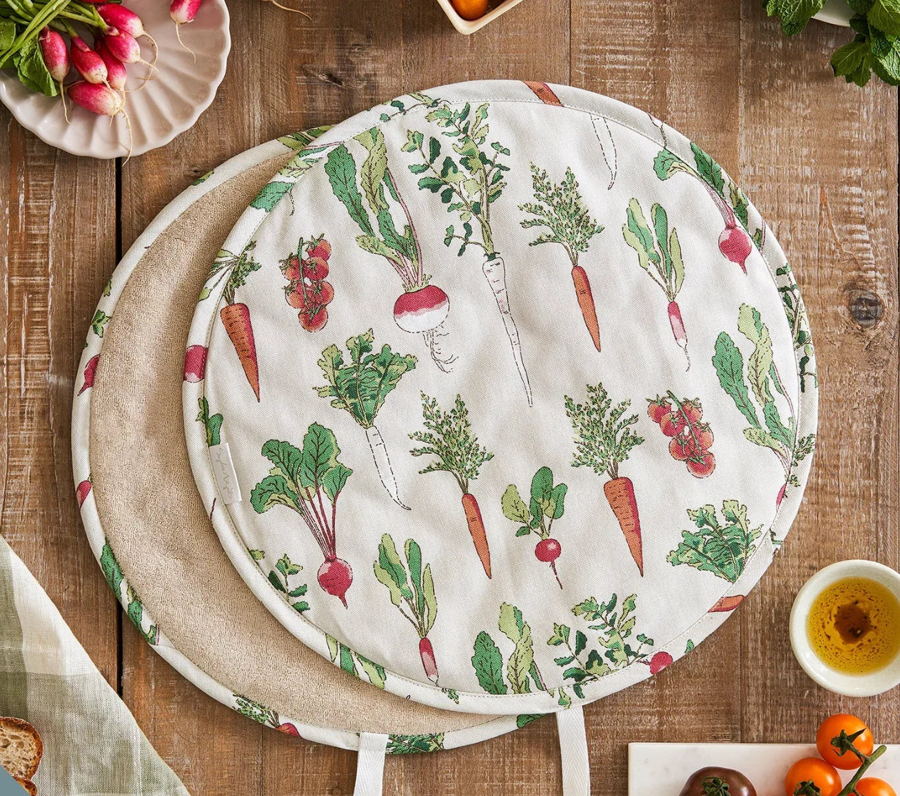 Sophie Allport Garden Vegetables Circular Hob Cover - Marcel’s Culinary Experience