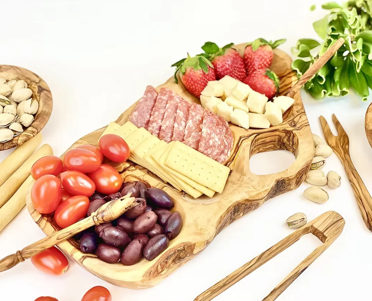 Natural Olivewood Appetizer Tray - Marcel’s Culinary Experience