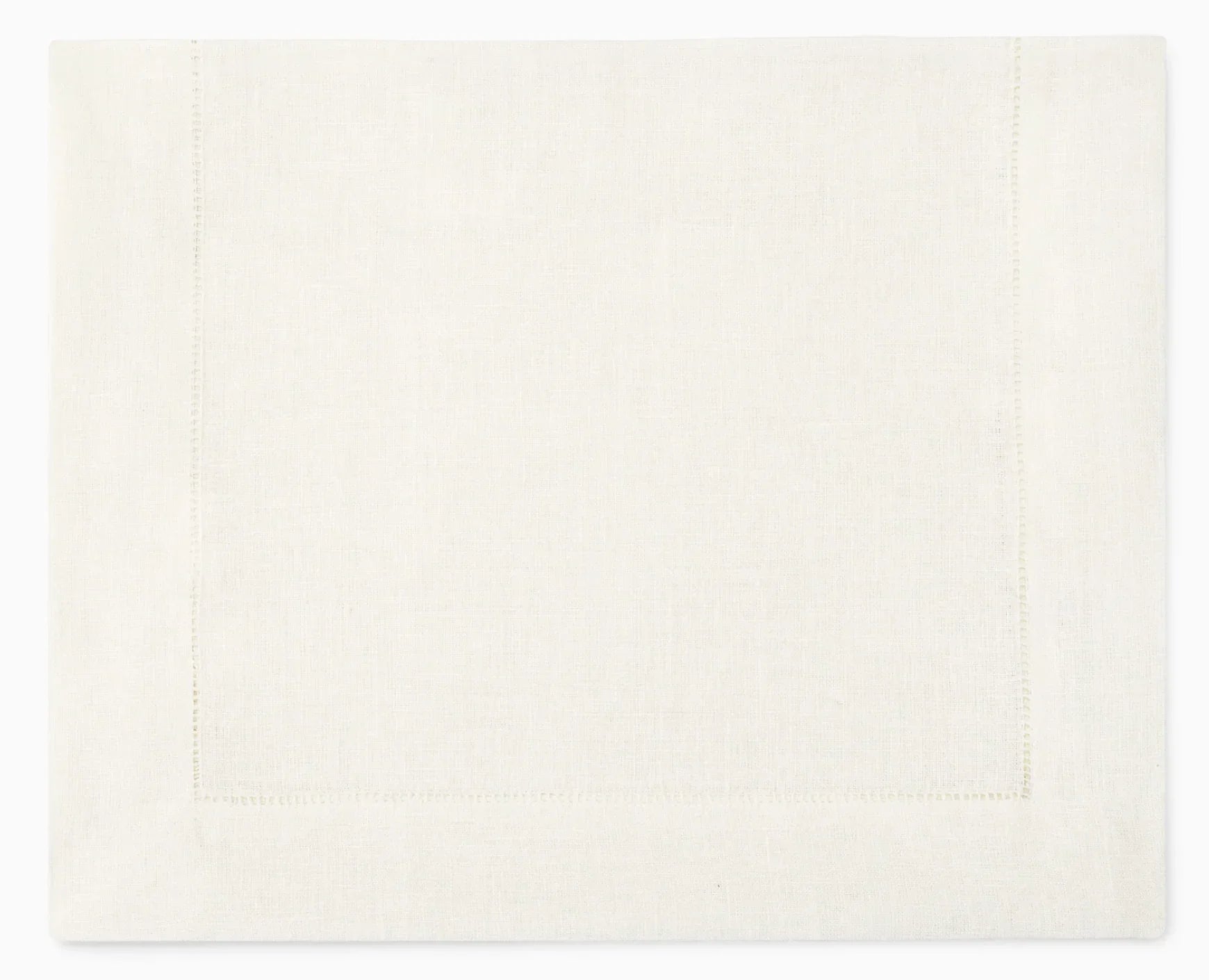 Sferra Festival Tablerunner 15X90" Oyster - Marcel’s Culinary Experience