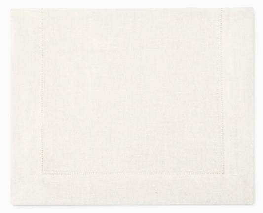 Sferra Festival Tablerunner 15X90" Oyster - Marcel’s Culinary Experience