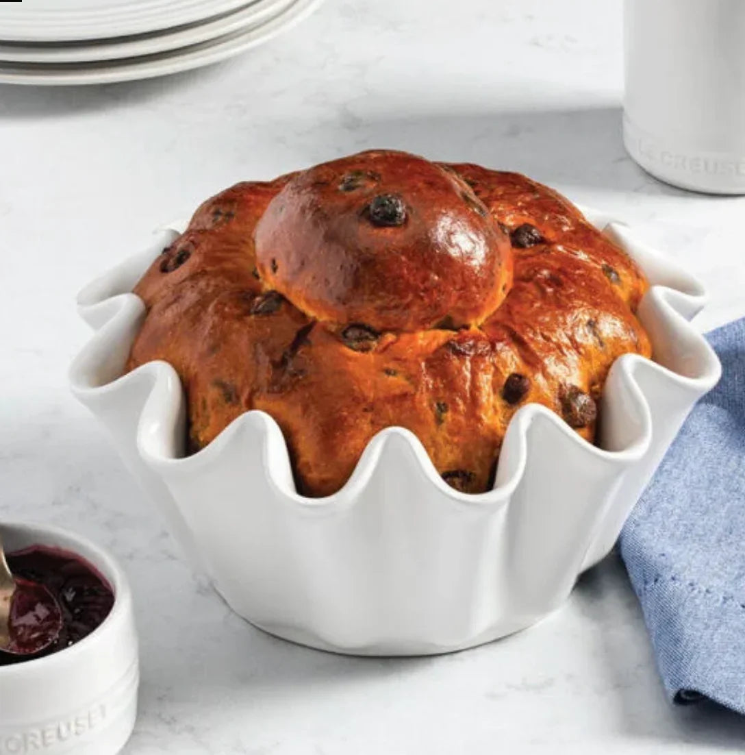 Le Creuset Ruffle Brioche Dish - White - Marcel’s Culinary Experience