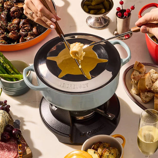Le Creuset Alpine Signature Fondue Set 2.5 Qt