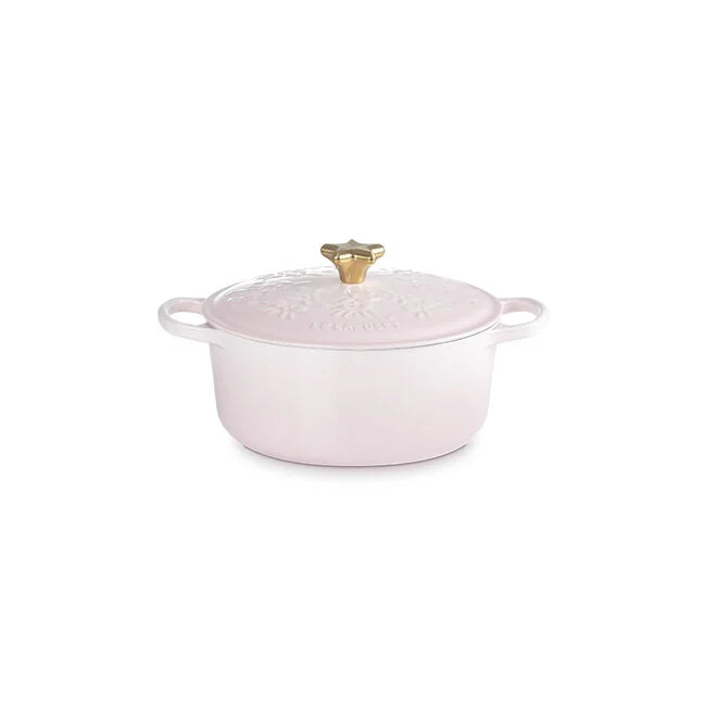 Le Creuset Noël Collection Holiday Tree Signature Round Dutch Oven with Gold Star Knob