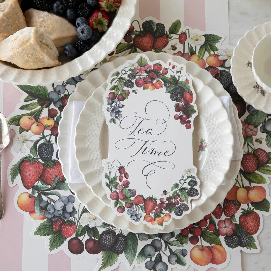 Hester & Cook Die Cut Berry Wreath Paper Placemat - Marcel’s Culinary Experience