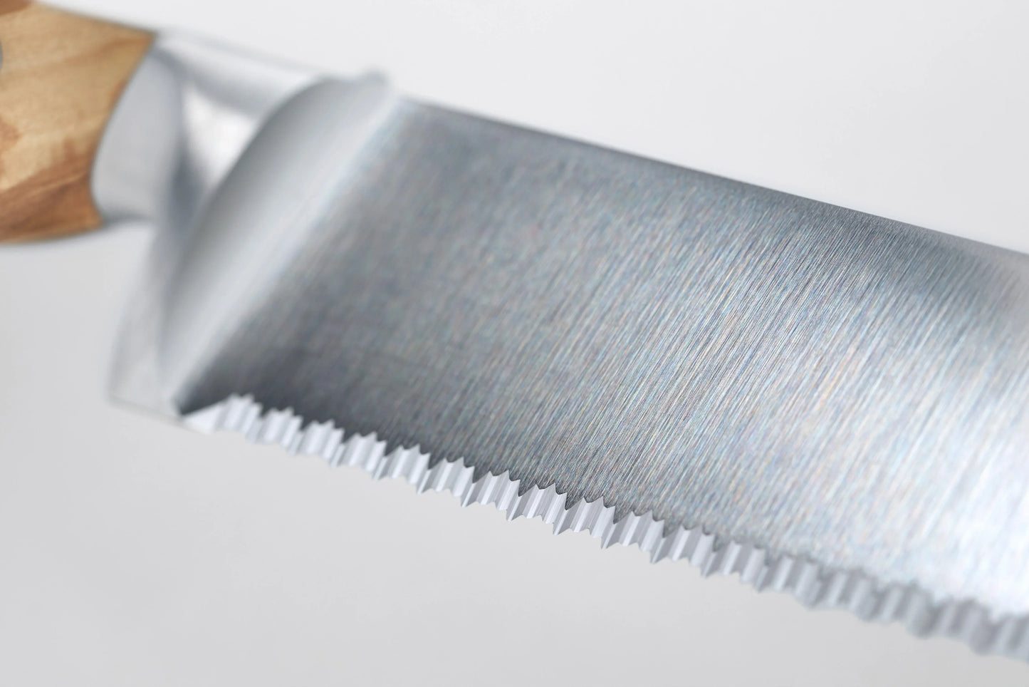 Wüsthof Amici Double-Serrated Bread Knife 9" - Marcel’s Culinary Experience