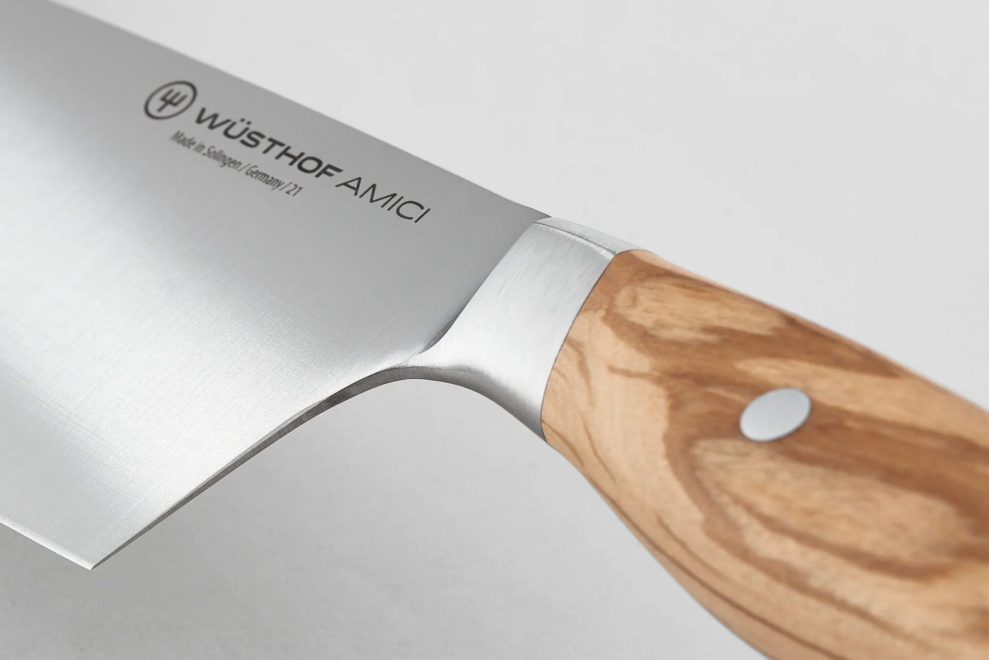Wusthof Amici 7" Hollow Edge Rotoku (Santoku) - Marcel’s Culinary Experience