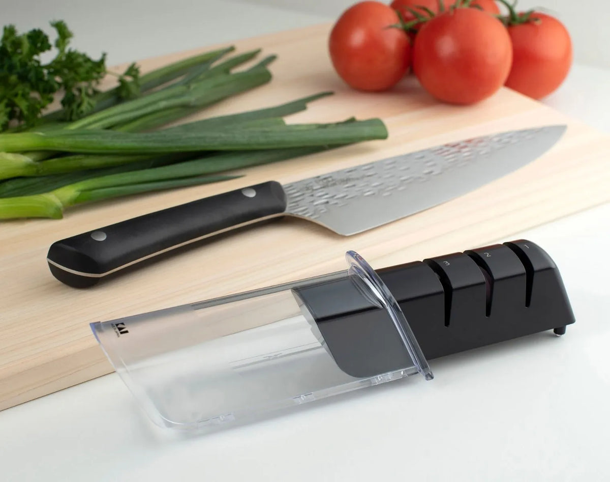 Shun Diamond and Ceramic Retractable Sharpener