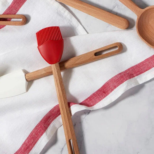 Le Creuset Signature Silicone Basting Brush