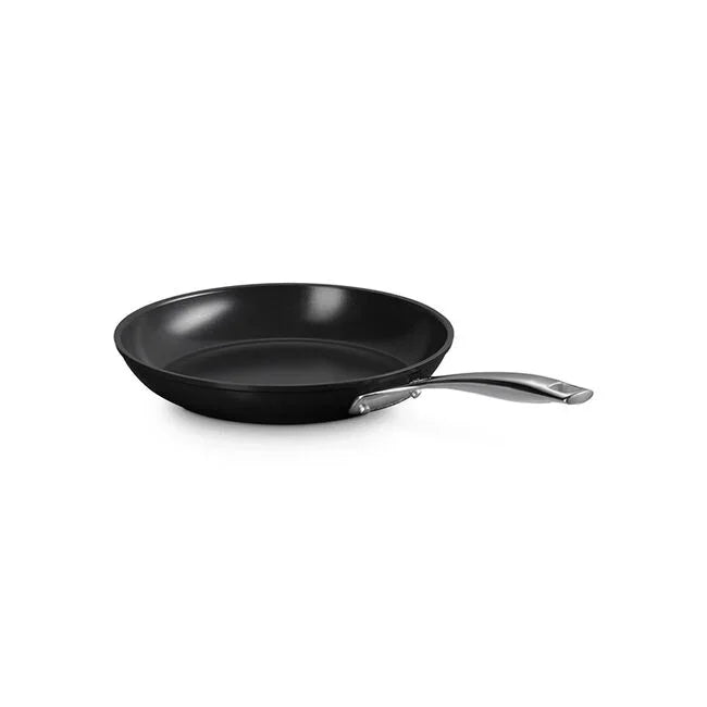 Le Creuset Essential Non-stick Ceramic Fry Pan 10"