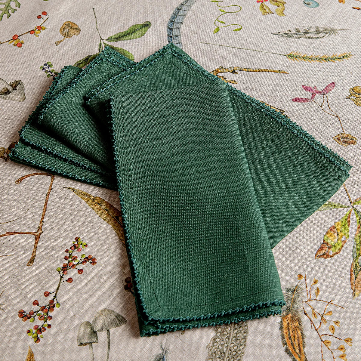 Juliska Berry Scallop Napkins, Set of 4
