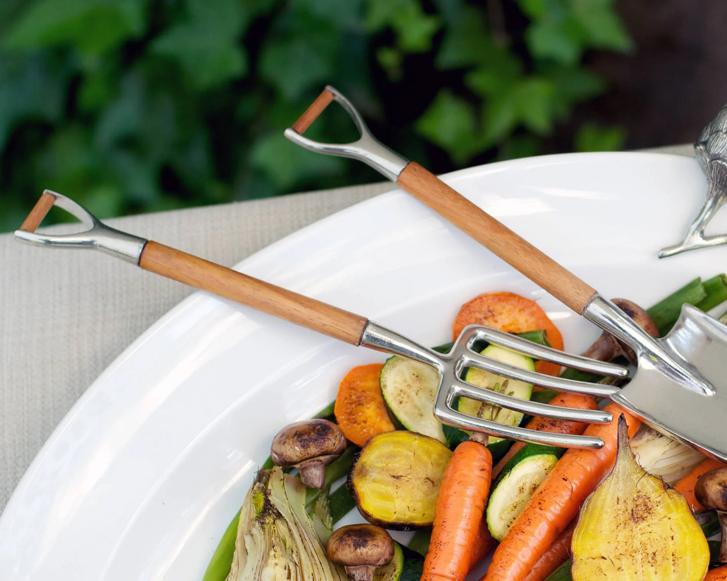 Vagabond House Fork & Shovel Salad Serving Set - Marcel’s Culinary Experience