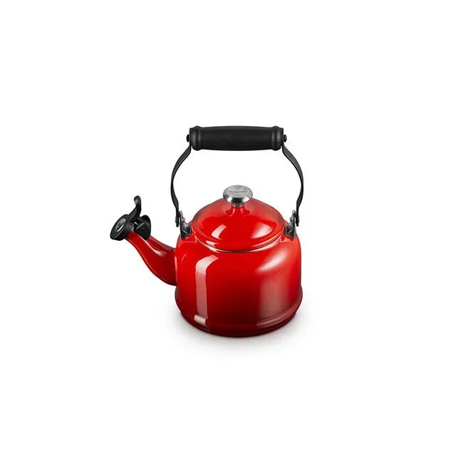 Le Creuset Demi Kettle 1.25 qt - Cerise