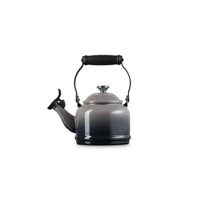 Le Creuset Demi Kettle 1.25 qt - Oyster