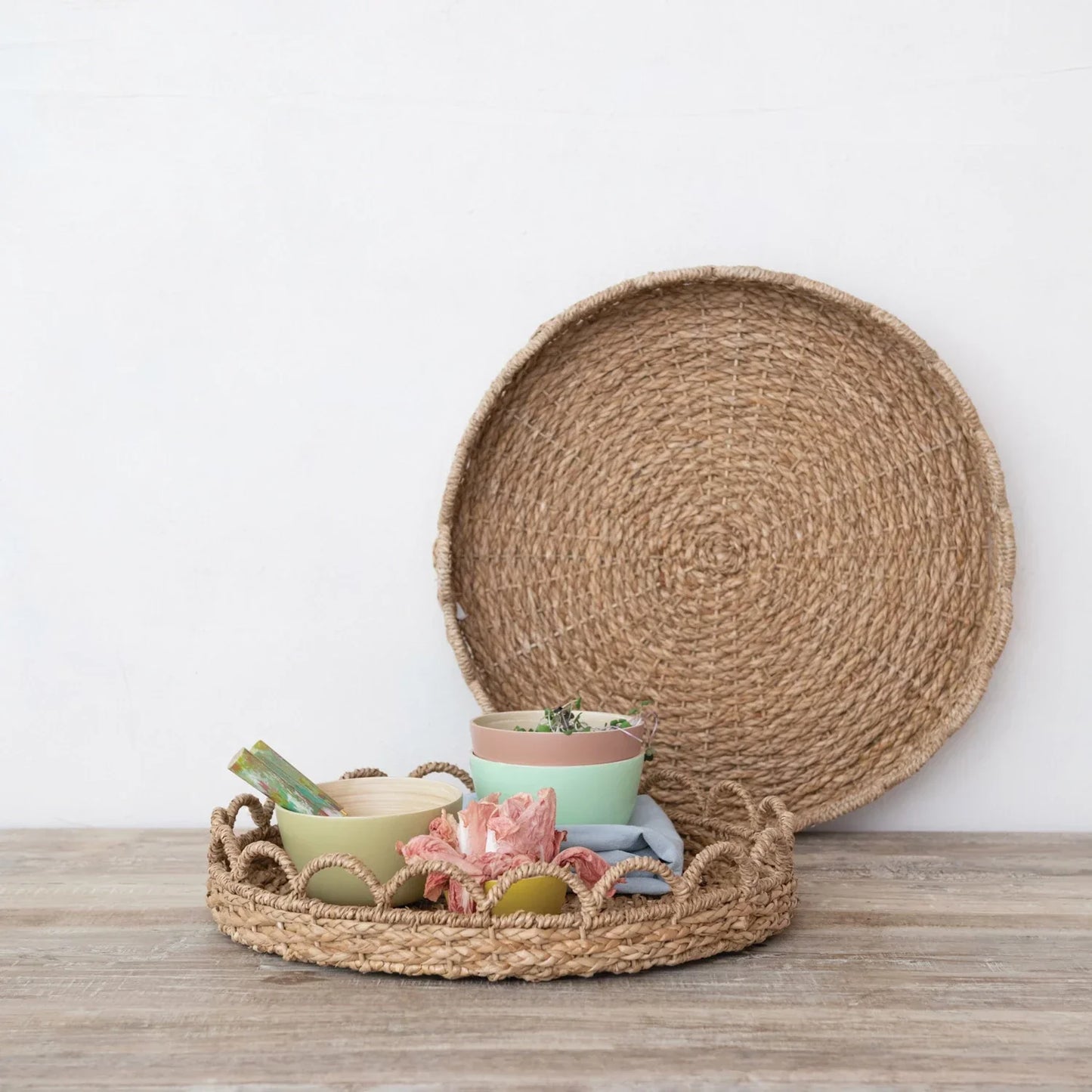 Decorative Woven Seagrass Scalloped Trays, Natural