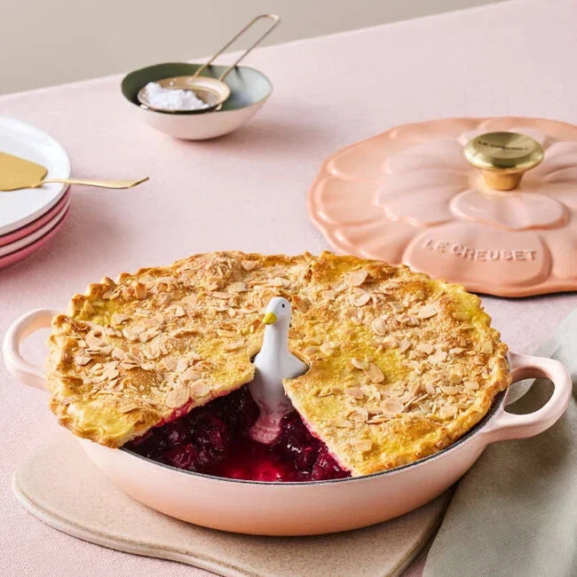 Le Creuset Duck Pie Vent - White Stoneware Pie Bird