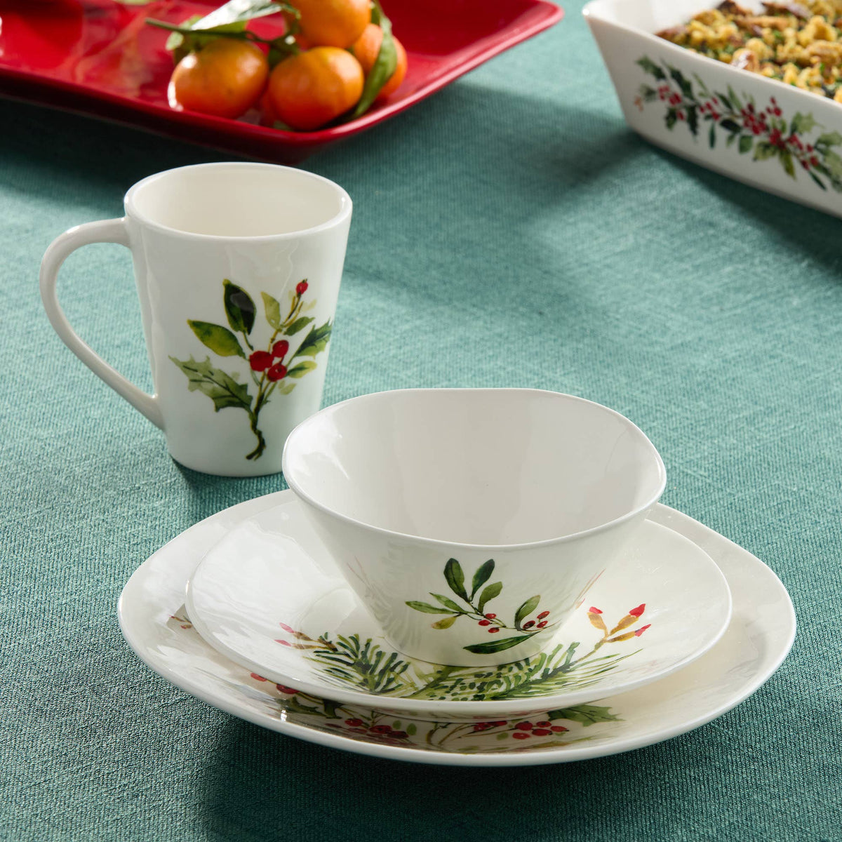 Holly and Vines Dessert Plate 9 in. Assorted