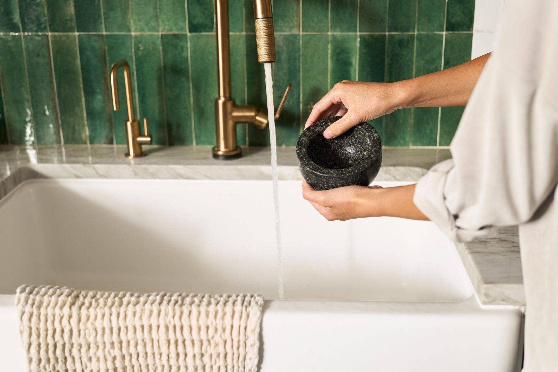 Cole & Mason Silver Granite Mortar & Pestle 5" - 4lb - Marcel’s Culinary Experience