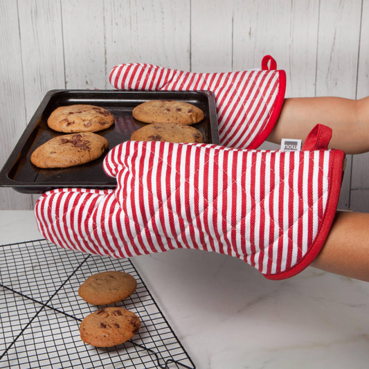 Superior Red Narrow Stripe Oven Mitt - Marcel’s Culinary Experience