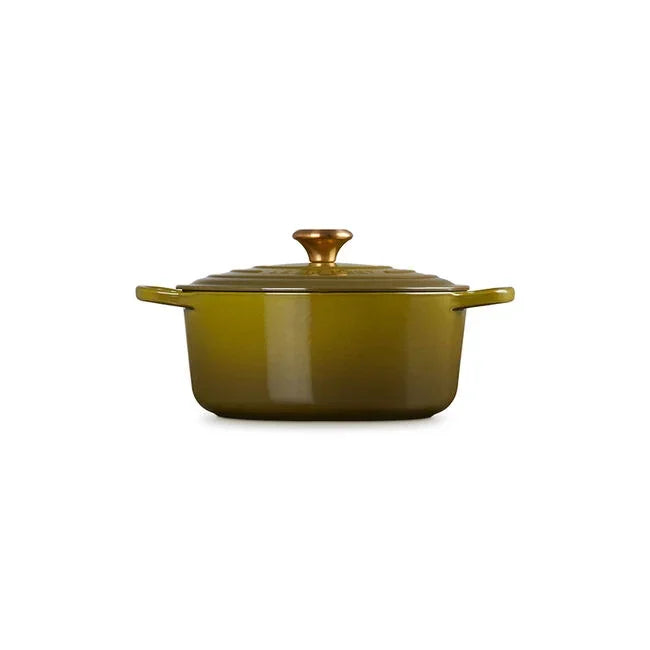 Le Creuset Signature Round Dutch Oven - Olive