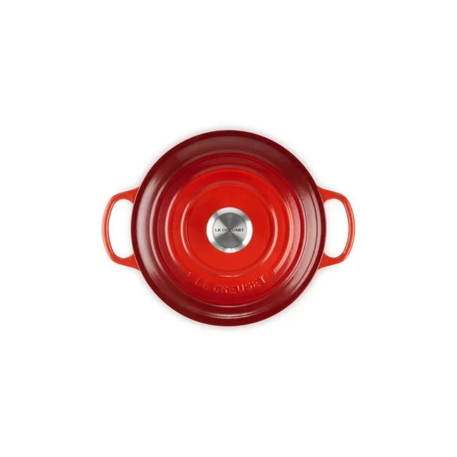 Le Creuset Signature Round Dutch Oven 4.5 qt - Cerise
