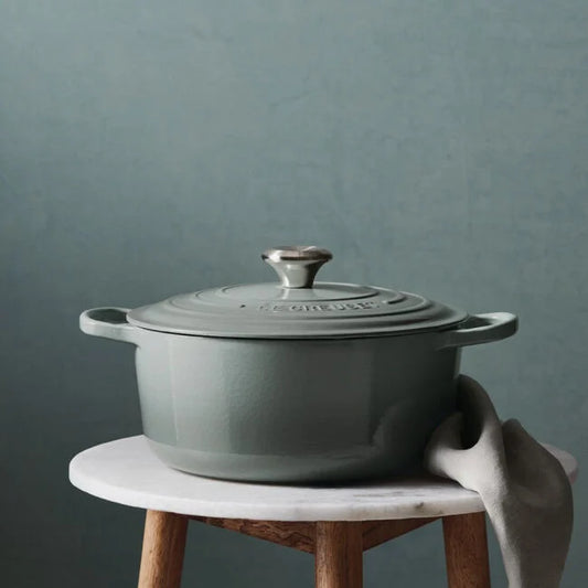Le Creuset Signature Round Dutch Oven 5.5 qt - Sea Salt