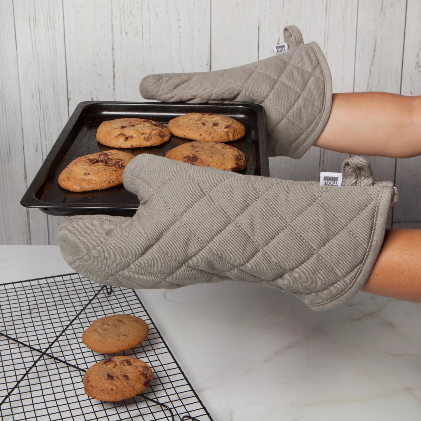 Superior London Gray Oven Mitt