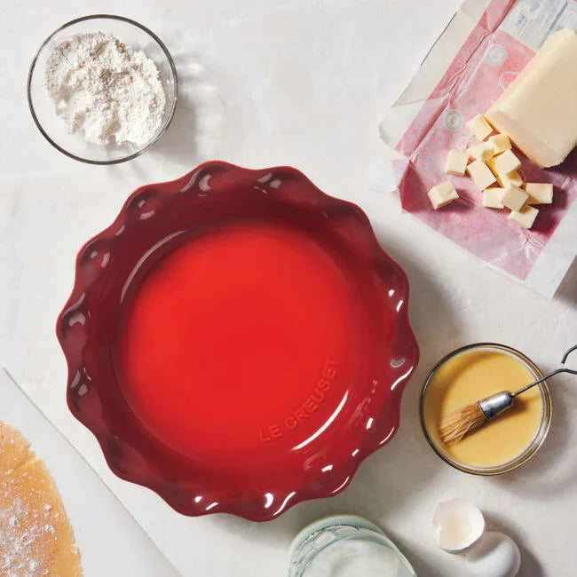 Le Creuset Heritage Fluted Pie Dish 9" - Cerise - Marcel’s Culinary Experience
