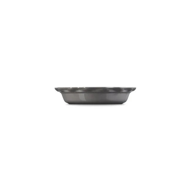 Le Creuset Heritage Fluted Pie Dish 9" - Oyster