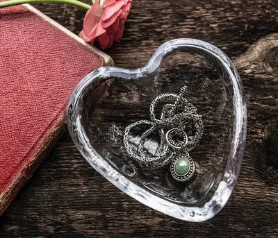 Simon Pearce Highgate Heart Dish L - Marcel’s Culinary Experience