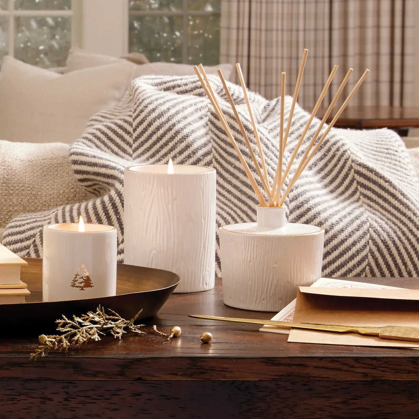 Med Gilded Ceramic Candle - Marcel’s Culinary Experience