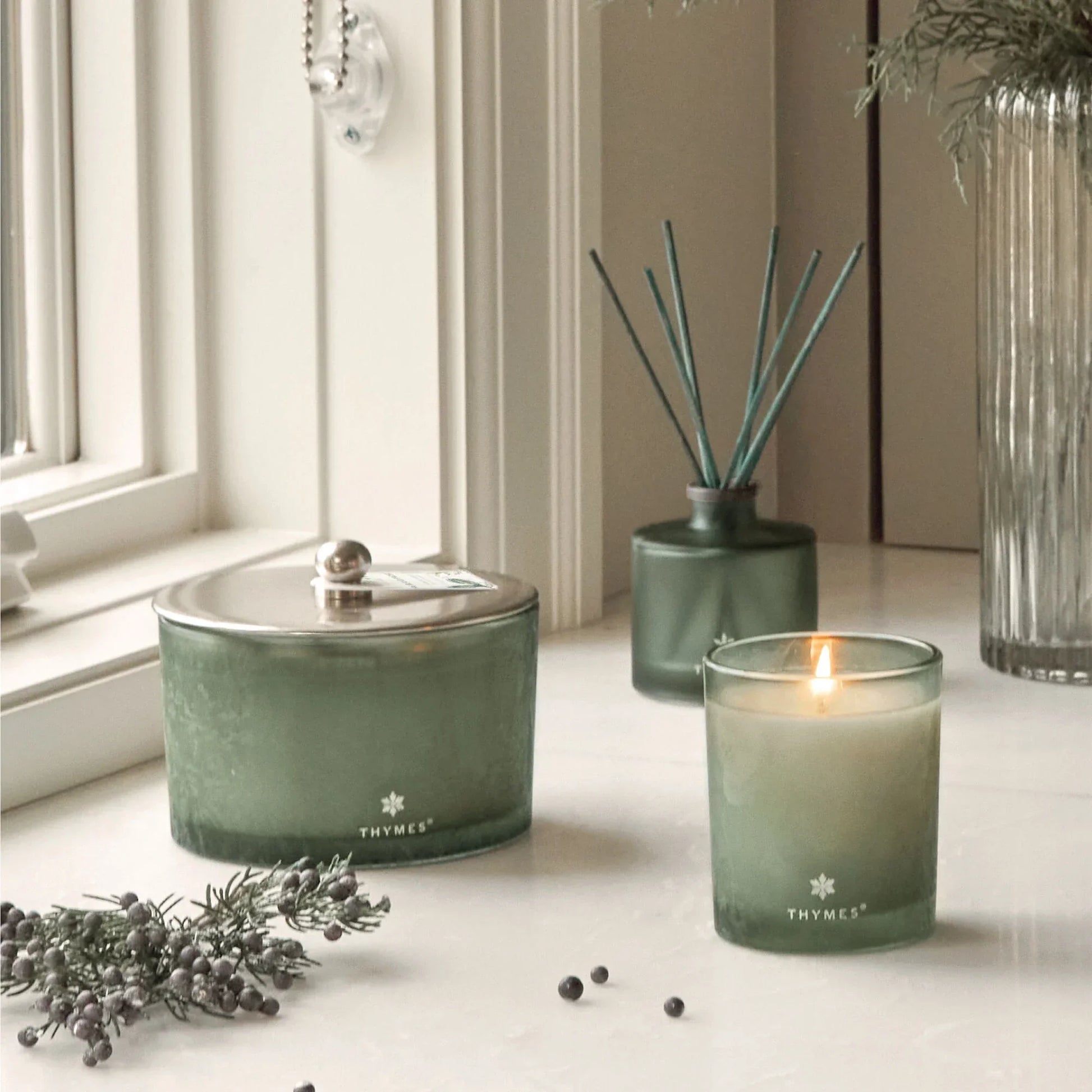 Thymes Highland Frost 3 Wick 18oz - Marcel’s Culinary Experience