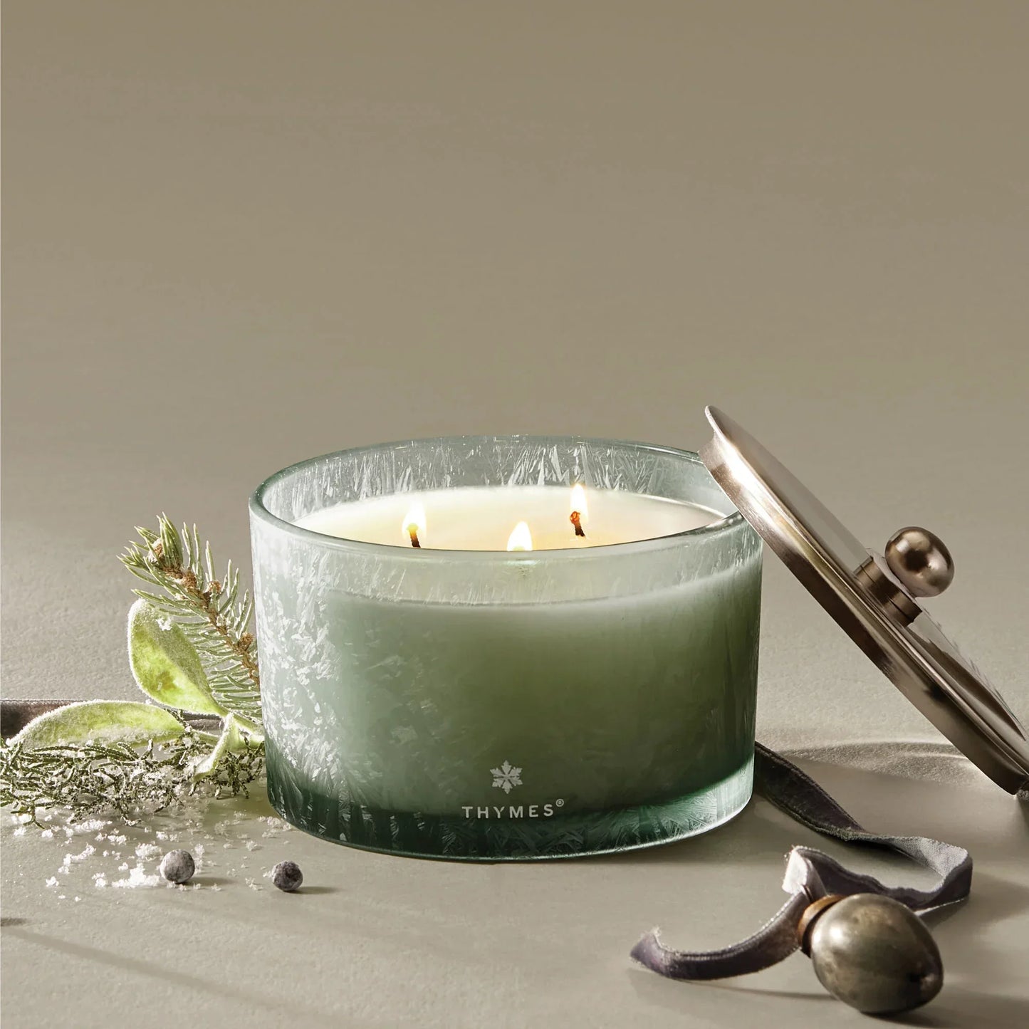 Thymes Highland Frost 3 Wick 18oz - Marcel’s Culinary Experience