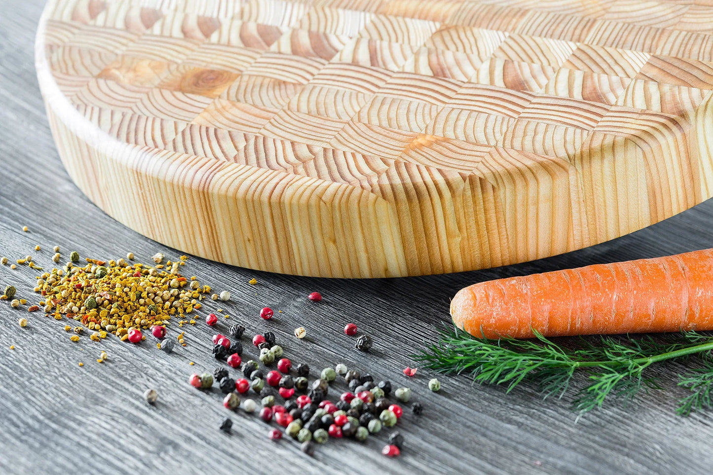 Larch Wood Canada Round Premium Cutting Board - Marcel’s Culinary Experience