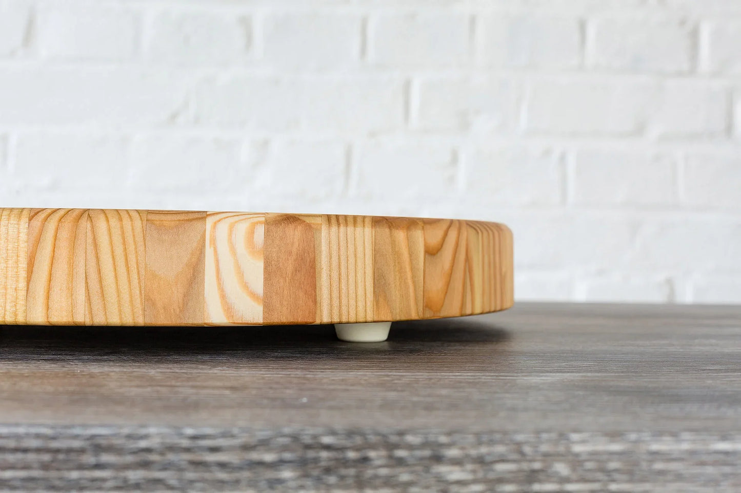 Larch Wood Canada Round Premium Cutting Board - Marcel’s Culinary Experience