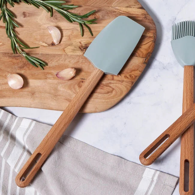 Le Creuset Signature Silicone Medium Spatula