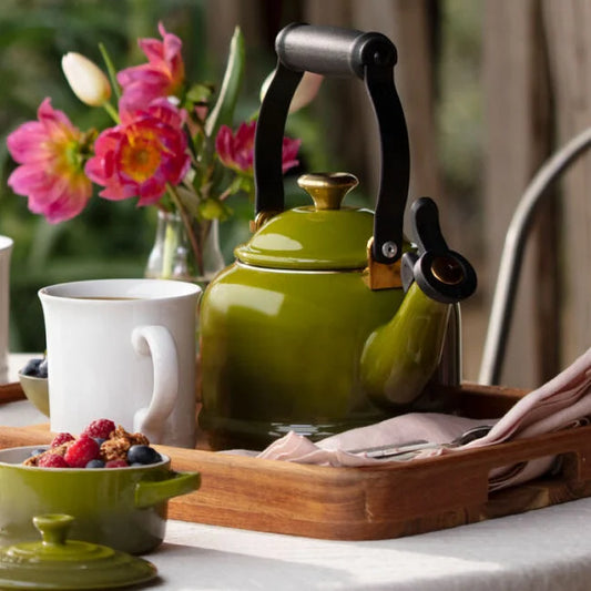 Le Creuset Demi Kettle 1.25 qt - Olive