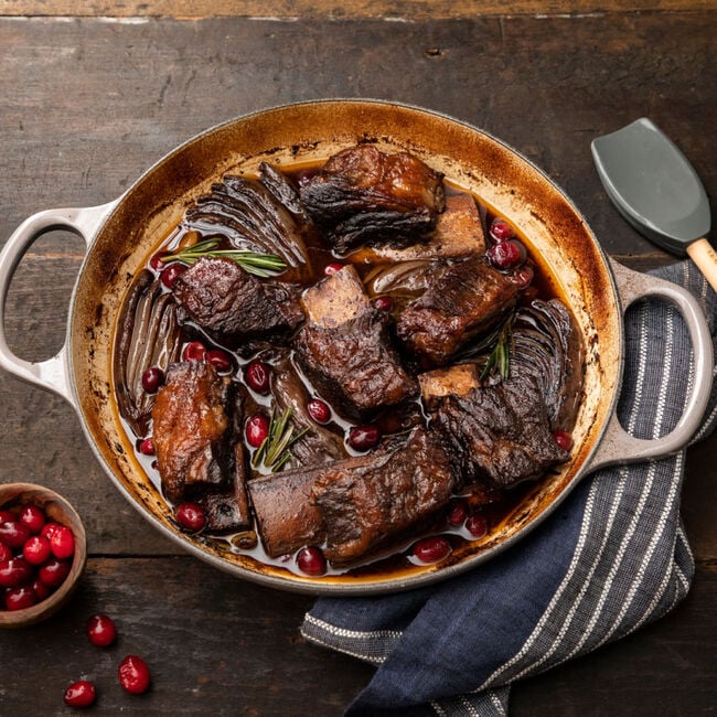 Le Creuset Signature Braiser 5 qt - Oyster