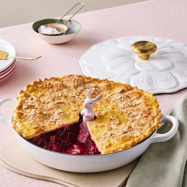 Le Creuset Bunny Pie Vent