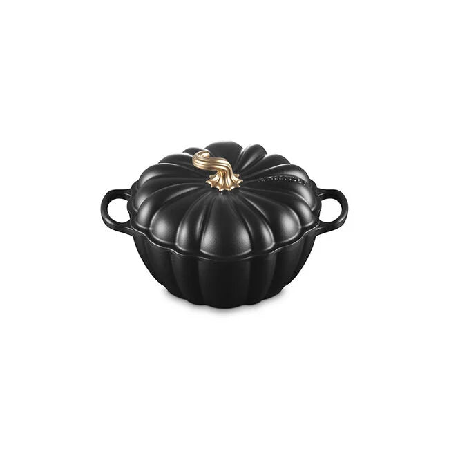 Le Creuset Signature Pumpkin Cocotte - Licorice